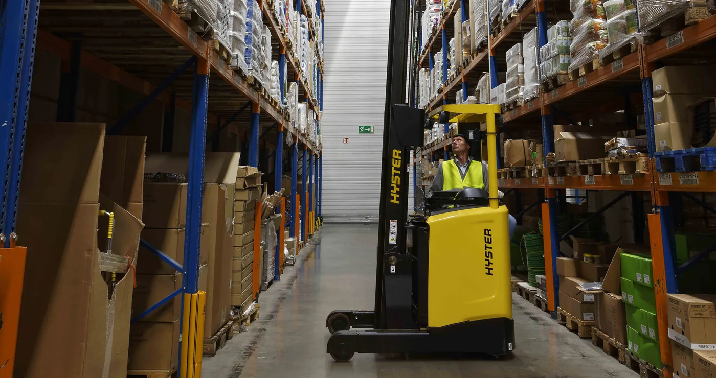 Reach Trucks in a realistic workplace
