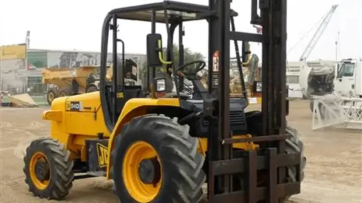 Forklift equipment serving Virginia operations